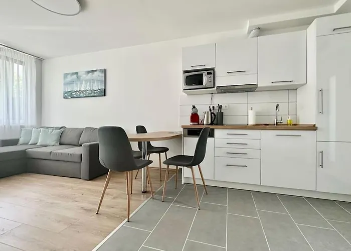 Premium By Hi5 - One-bedroom * Zamárdi